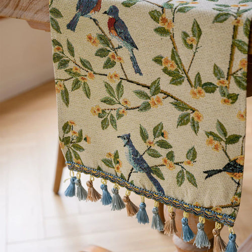 Chemin de table jacquard animal style nordique pompons