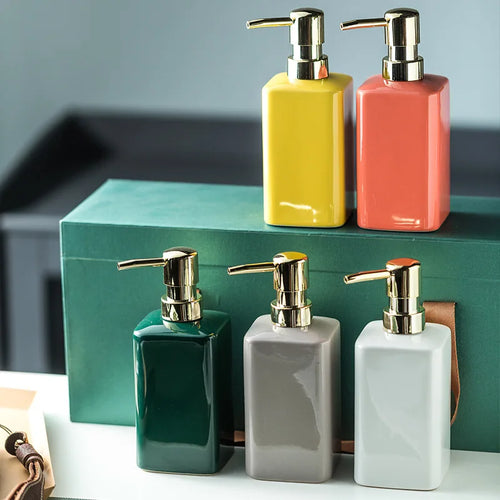 distributeur de savon en céramique pour salle de bain moderne