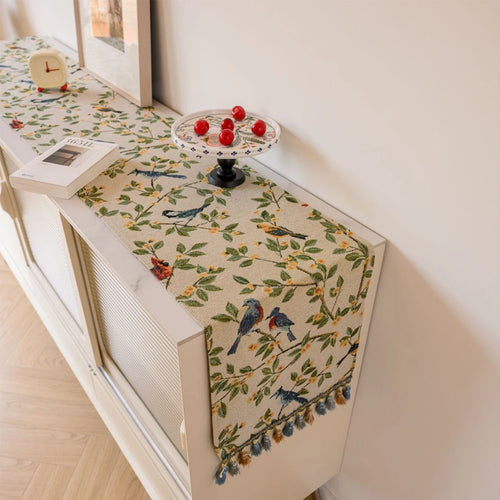 Chemin de table jacquard animal style nordique pompons