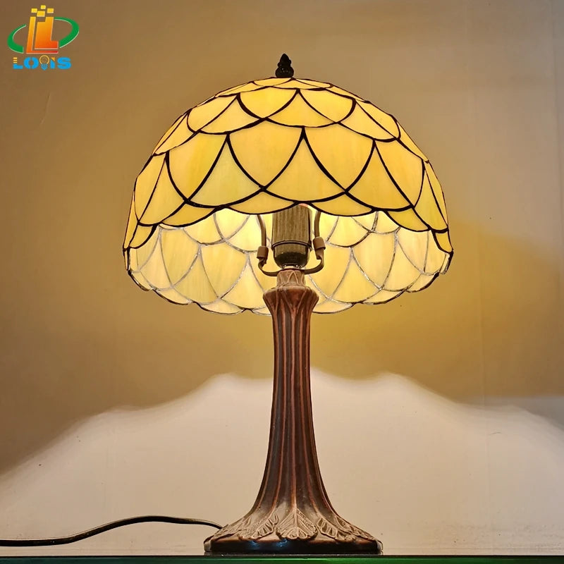 Nordische Tischlampe aus antikem Glas im Tiffany-Stil - vue 3 sur 6