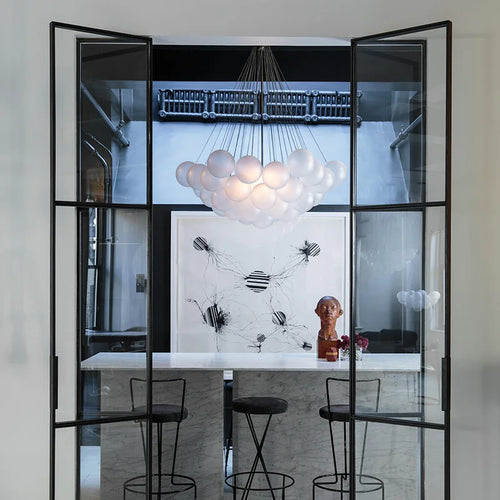 Moderner Kronleuchter aus Glas mit Blasendesign für Bar und Geschäft - vue 3 sur 10