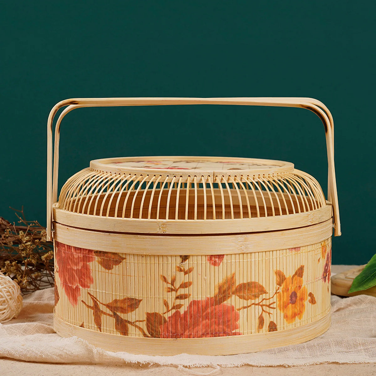 Handmade Woven Basket With Hollow Cover, 26x26x10cm Kitchen Bamboo Woven Tote Basket For New Year And Spring Festival