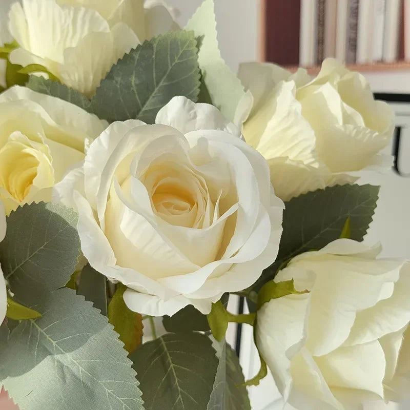 bouquet de roses artificielles en soie pour mariée décoration élégante - vue 3 sur 16
