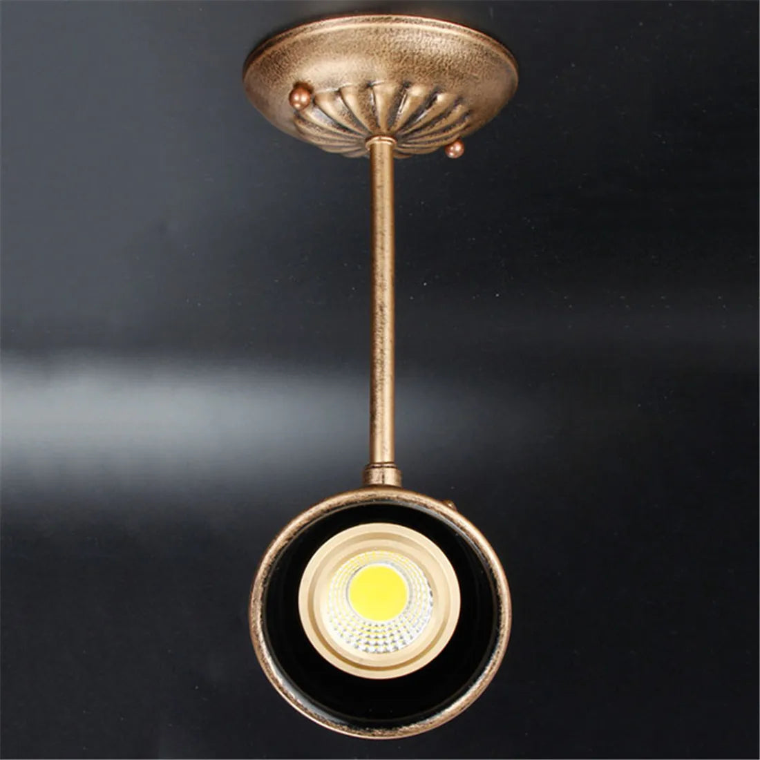 Mini lampe suspendue rustique avec douille E27 en céramique - vue 4 sur 5