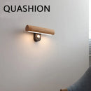 LED-Wandleuchte aus abgerundetem Holz, drehbar