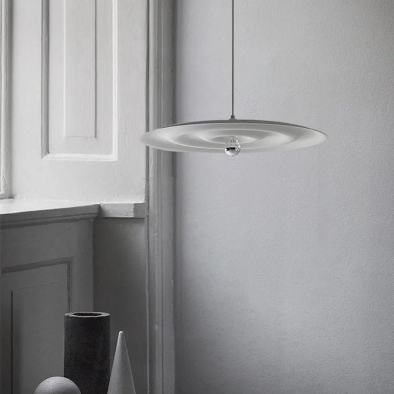 Design-Pendelleuchte im nordischen Minimalismus für Restaurant und Bar - vue 4 sur 7