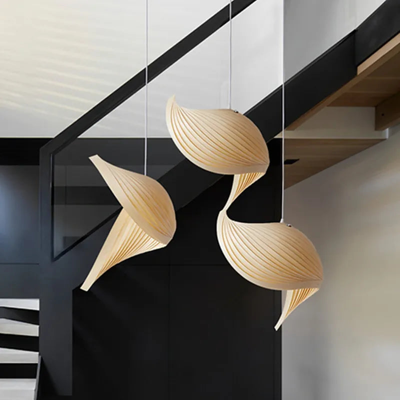 suspension led en érable plissée design japonais - vue 4 sur 16