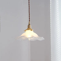 Pendelleuchte aus Glas und Messing im nordischen Vintage-Design