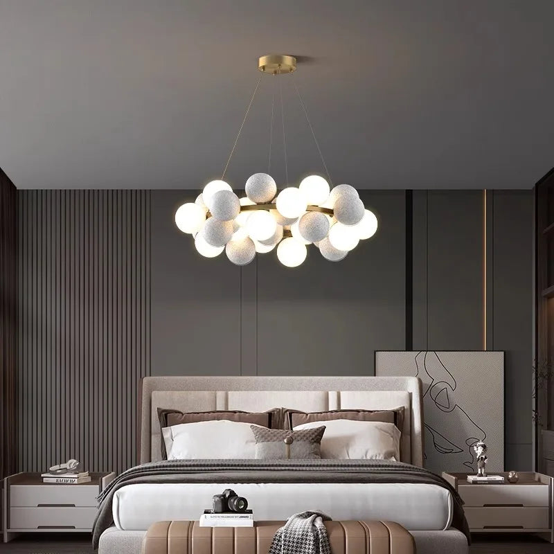 Lustre au design moderne pour décoration intérieure - vue 6 sur 18