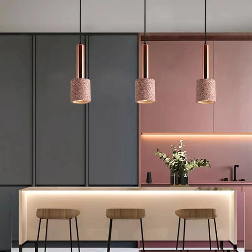 Terrazzo-Pendelleuchte für modernes und elegantes Interieur - vue 4 sur 9