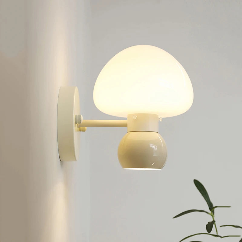 applique murale champignon haut bas chevet salon chambre enfant déco maison verre blanc laiteux - vue 3 sur 6
