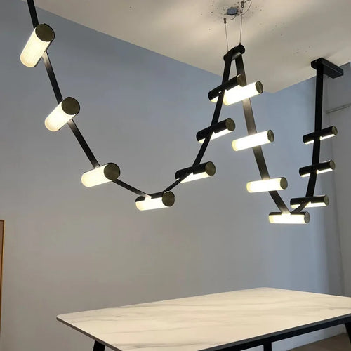 lustre créatif en cuir postmoderne pour décoration artistique moderne