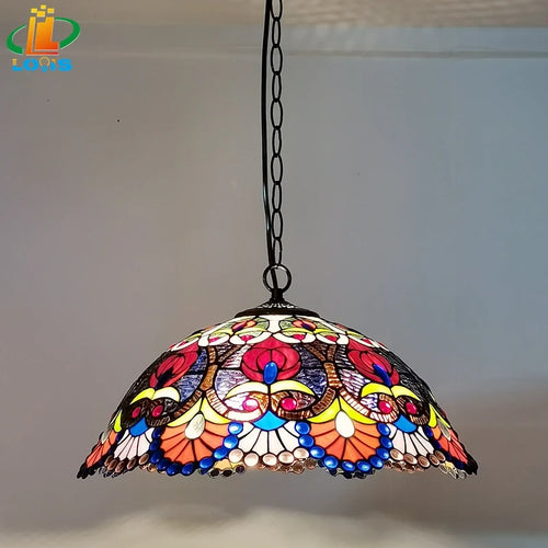 Kronleuchter im europäischen Retro-Stil mit handgefertigten farbigen Glasperlen