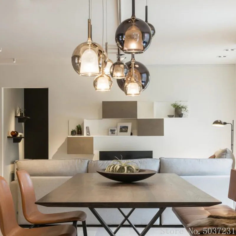 Nordische Pendelleuchte aus Glas, schlicht und modern - vue 3 sur 15