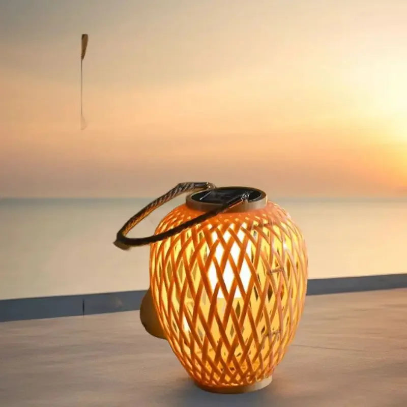 lanterne solaire extérieure en tissage imitation bambou pour jardin décoratif - vue 5 sur 7