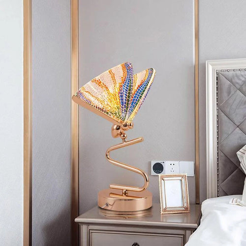 Lumière de luxe papillon lampe de table moderne LED salon chambre lampe de chevet étude bureau table décor lampe de bureau éclairage fixtur