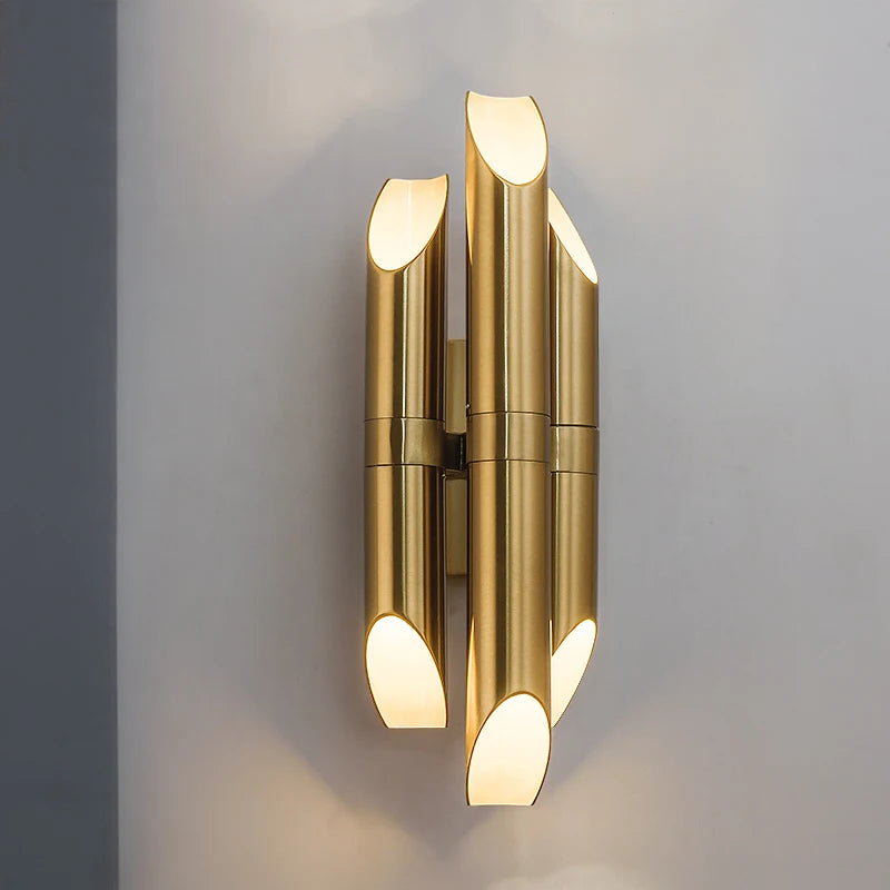 Nordische LED-Wandleuchte aus goldfarbenem Eisen im postmodernen Stil - vue 3 sur 6