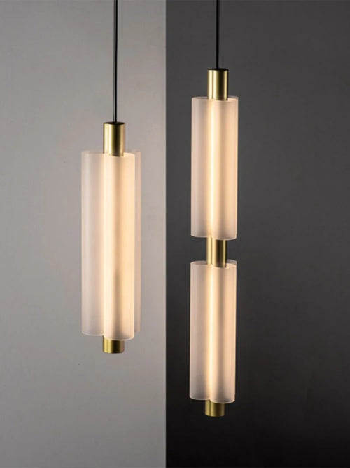 suspension en acrylique design pour éclairage moderne et élégant