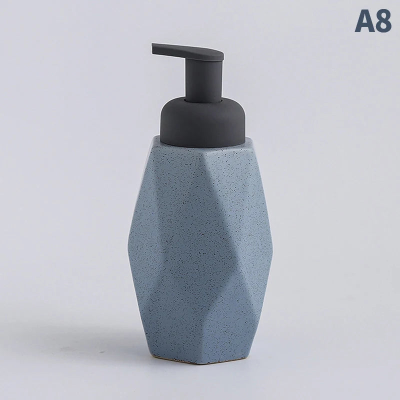 bouteille céramique distributeur savon liquide et gel douche - vue 16 sur 18