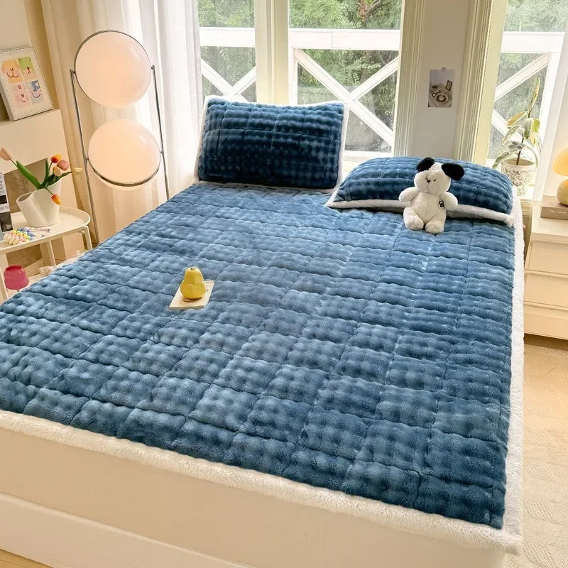 surmatelas chaud en velours pour lit double antidérapant et pliable - vue 6 sur 12