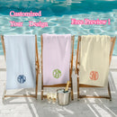 serviette de plage personnalisee monogramme style rayures preppy