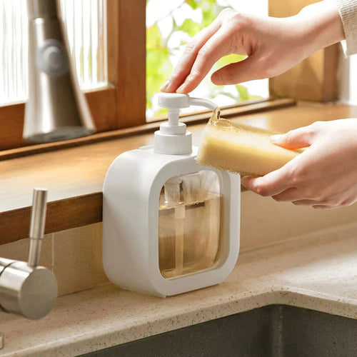 A large-capacity soap dispenser bottle, transparent visible plastic press bottle, suitable for travel, kitchen, bathroom - vue 3 sur 8
