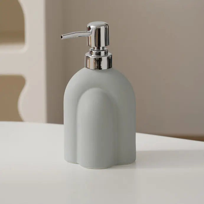distributeur de savon en céramique portable pour shampoing et eau - vue 13 sur 21
