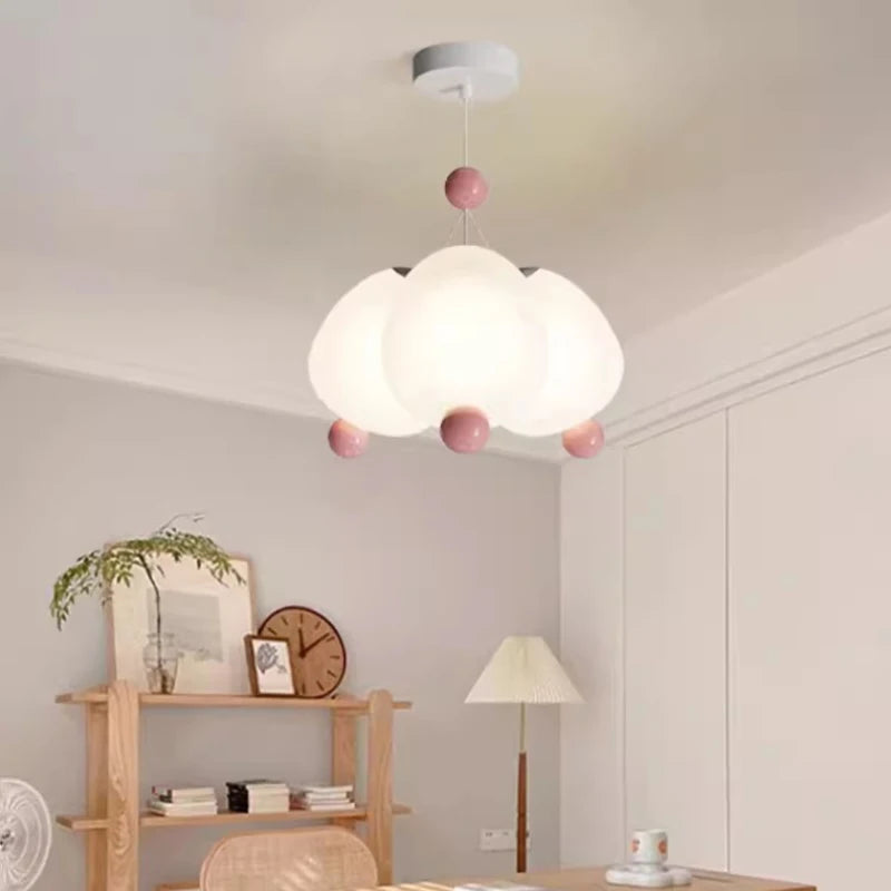 Moderner Kronleuchter für das Kinderzimmer – niedliches Design für Mädchenzimmer - vue 5 sur 7