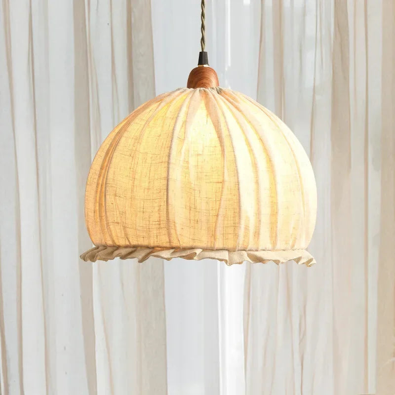 lustre en forme de bourgeon romantique en coton et lin - vue 3 sur 8