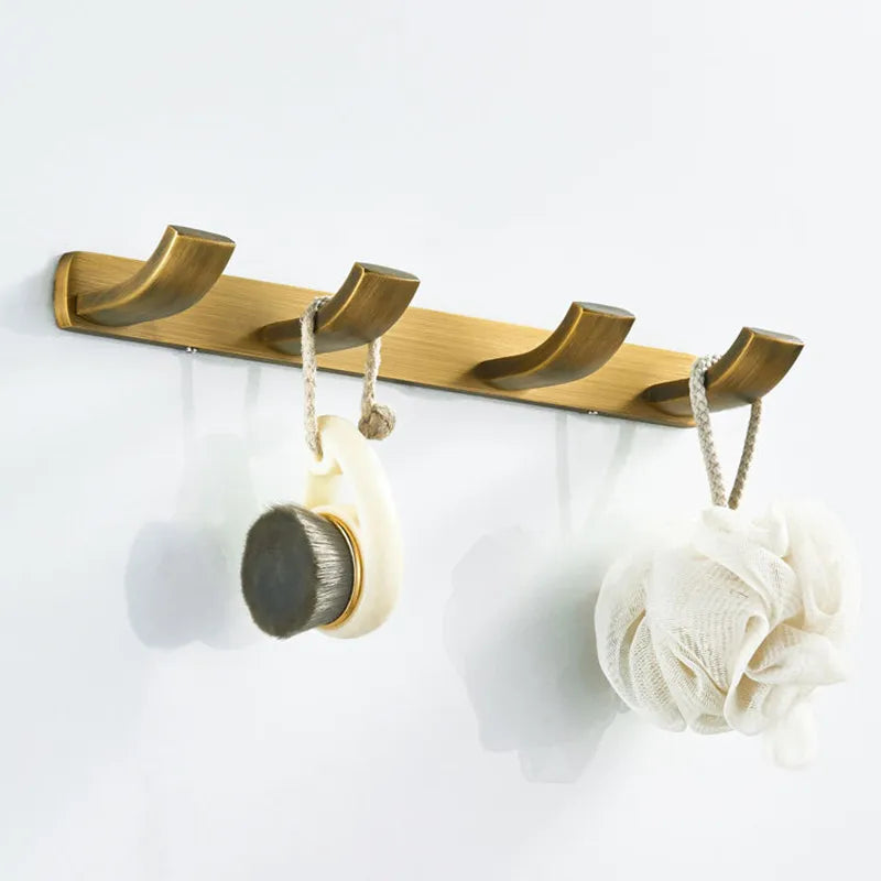 etagère en bronze avec crochets pour rangement polyvalent