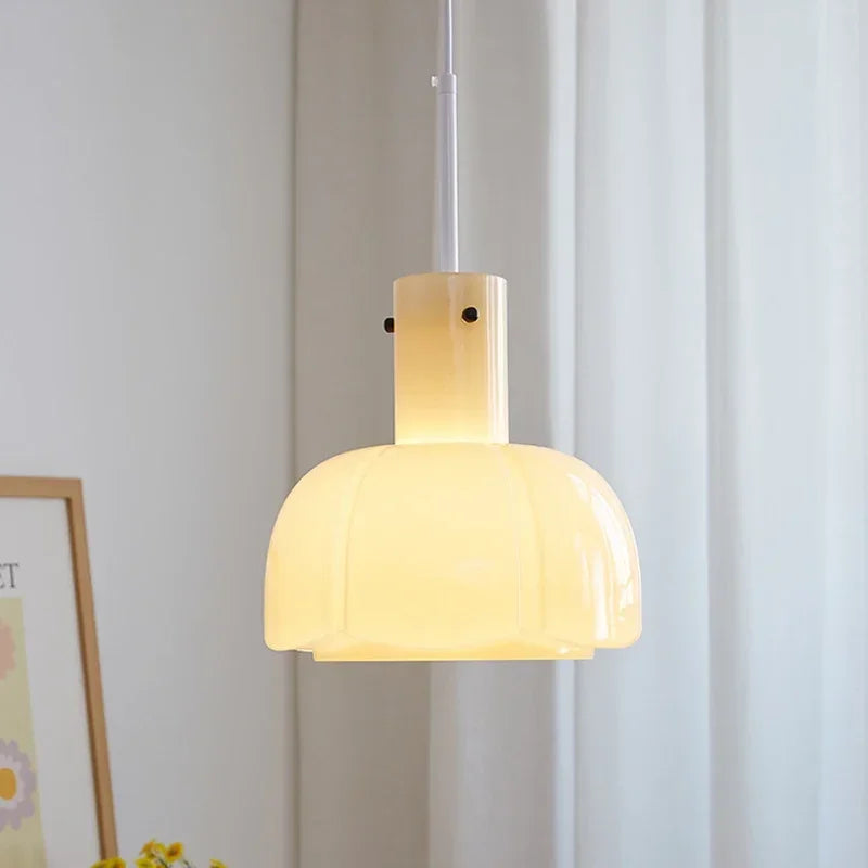 Suspension LED en verre au design nordique suspendu - vue 3 sur 11