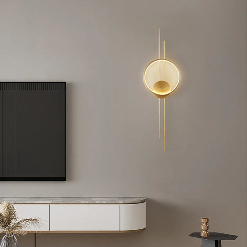 Minimalistische Wandleuchte aus Messing mit drei Helligkeitsstufen im Art-déco-Stil - vue 3 sur 8