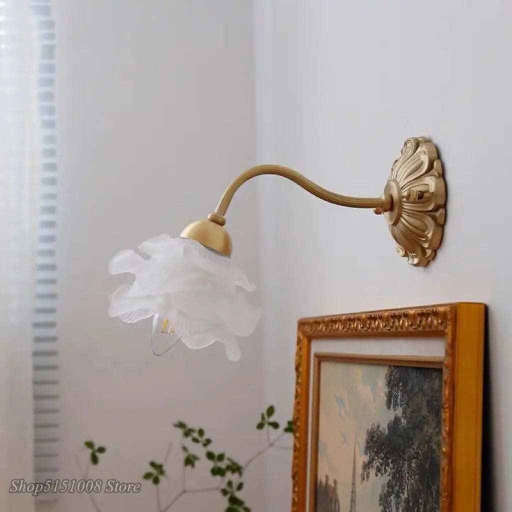 lustre rétro en laiton style français forme de fleur - vue 3 sur 11