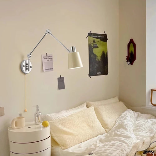 Moderne teleskopische Wandleuchte mit schwenkbarem Arm und rotierbarer Lampe - vue 6 sur 11