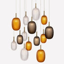 Moderne Pendelleuchte aus weißem und amberfarbenem Glas