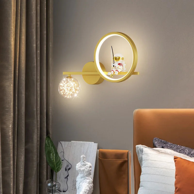 applique murale led créative lune astronaute décoration pour enfant - vue 3 sur 23