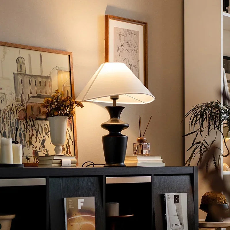 lampes de table modernes en bois et tissu pour décoration intérieure - vue 4 sur 15