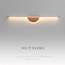 Moderne LED-Wandleuchte mit Holzmaserung für die Innendekoration