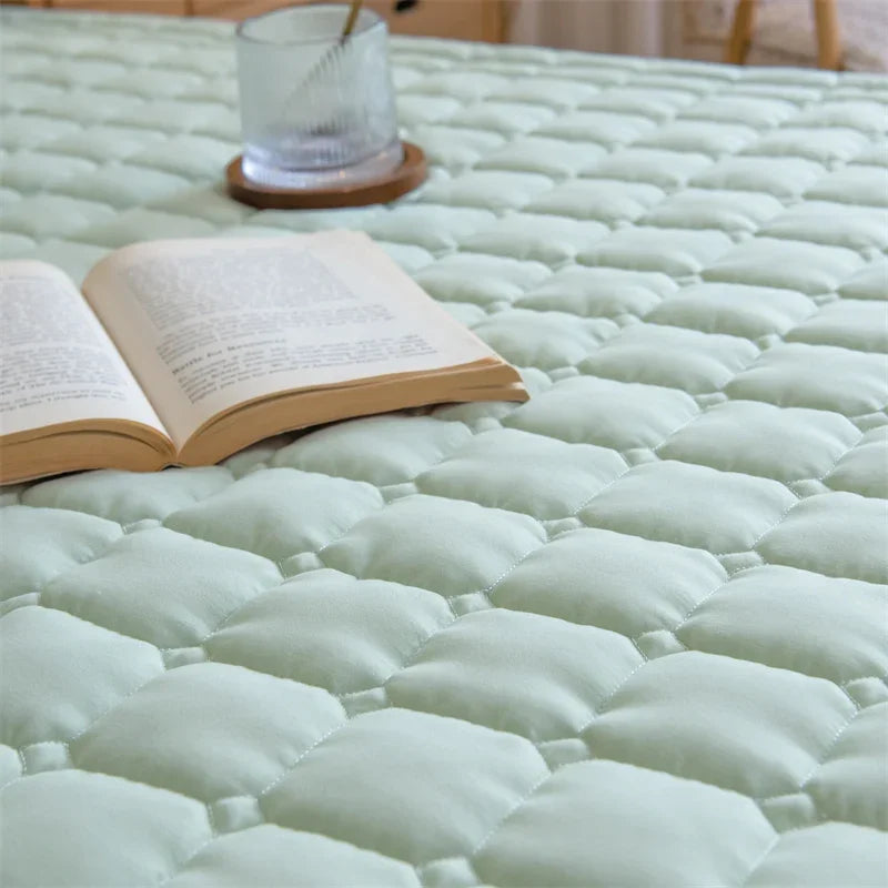 Cooling Mattress Topper for Summer,Foldable Bed Mat Cool Sleeping Mattress,Soft Breathable Roll Up Bed for Single Double Bed