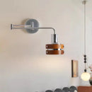 Retro Wandleuchte klappbar aus Massivholz für Leseecke