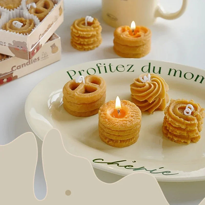 bougie parfumée biscuits créative cadeau fait main pour fille - vue 6 sur 6