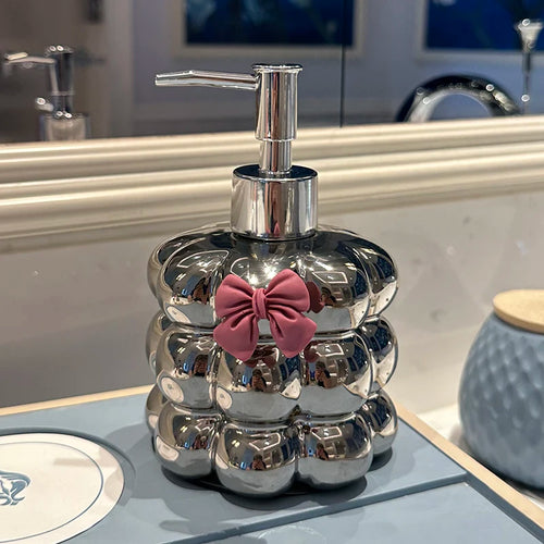 distributeur de savon en céramique décoratif moderne pour salle de bain