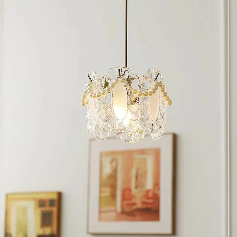 Moderner Glas-Kronleuchter im minimalistischen Design für ein elegantes Interieur - vue 3 sur 9