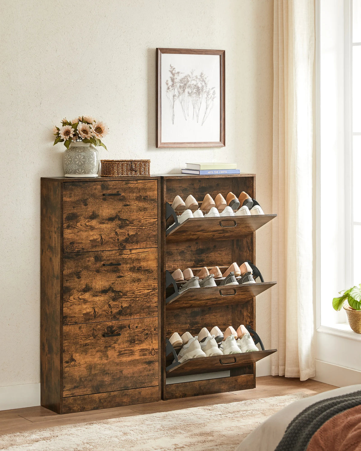 VASAGLE 3-Leaf Shoe Cabinet, 3-Tier Storage Cupboard, Rustic Brown - vue 3 sur 7