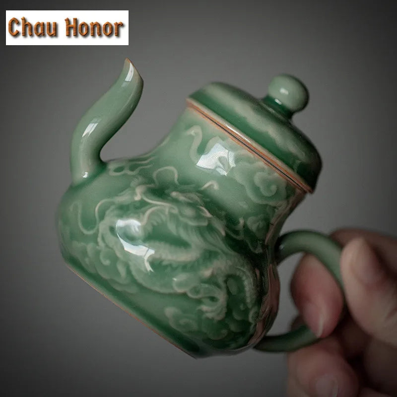 Théière céladon yue kiln dragon phénix relief filtre - vue 4 sur 7