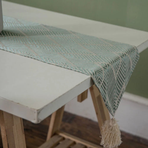 Chemin de table brodé motifs géométriques style bohème