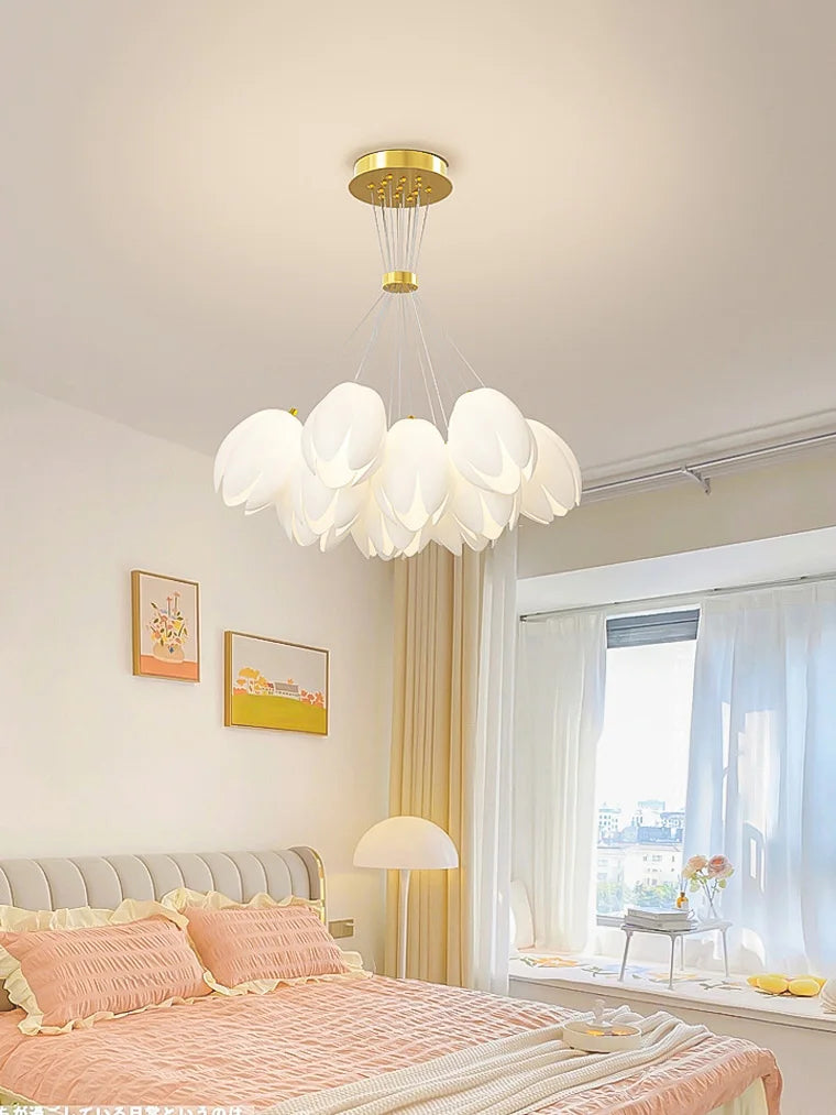 Moderner Kronleuchter mit energiesparender LED für den Innenbereich - vue 5 sur 8