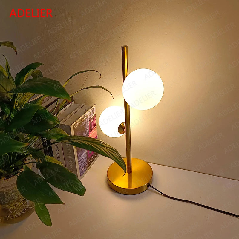 lampe de table style nordique boule de verre simple décorative en fer ou or - vue 3 sur 8