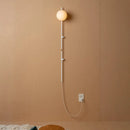 Moderne Wandleuchte aus Glas für minimalistisch-nordisches Interieur