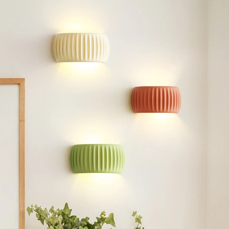 Applique murale led en résine forme vent crème éclairage intérieur - vue 2 sur 13